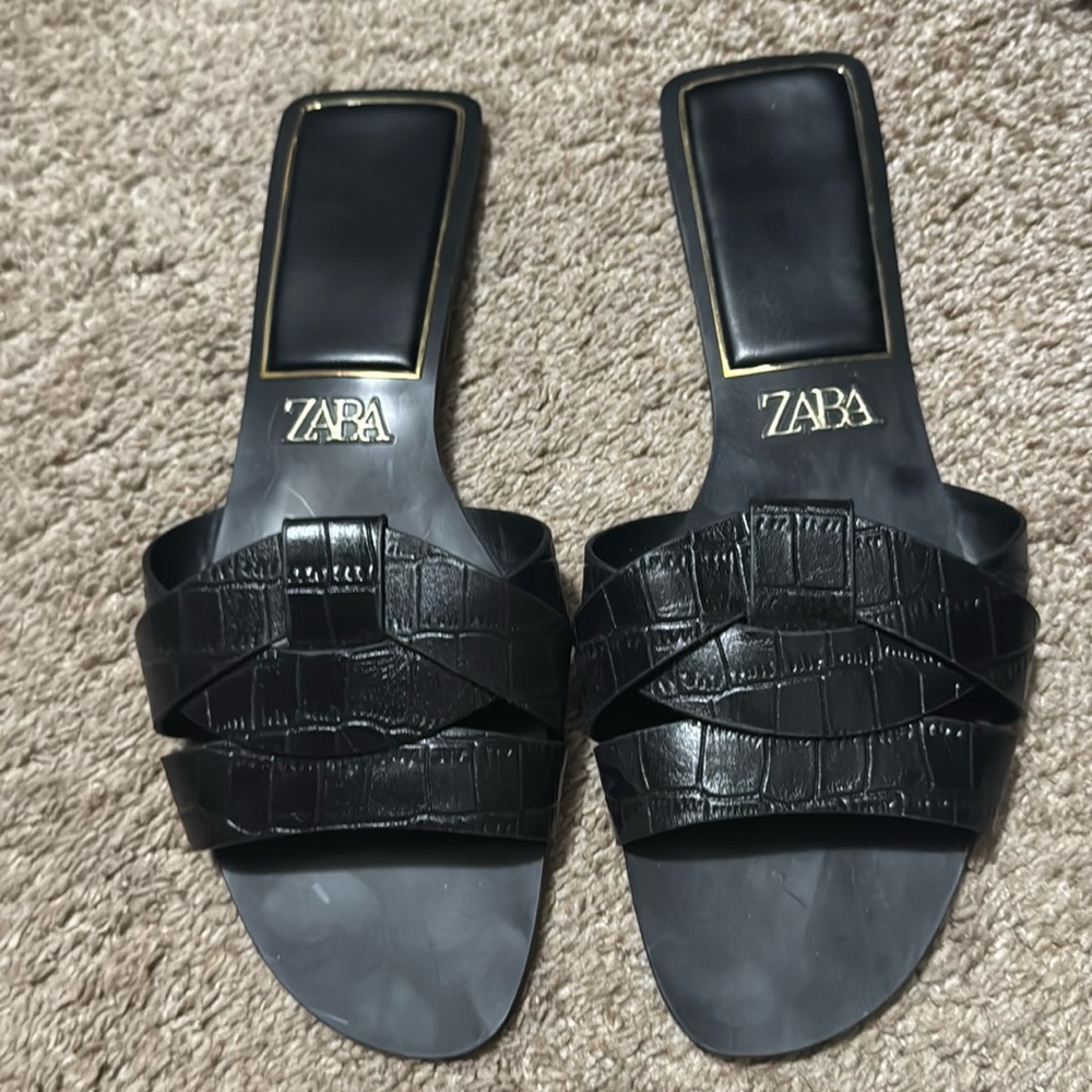 Zara Women's Black Sandals Size 10